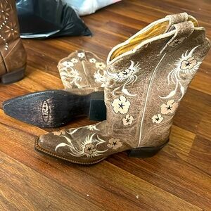 JB Dillion cowgirl boots 8m